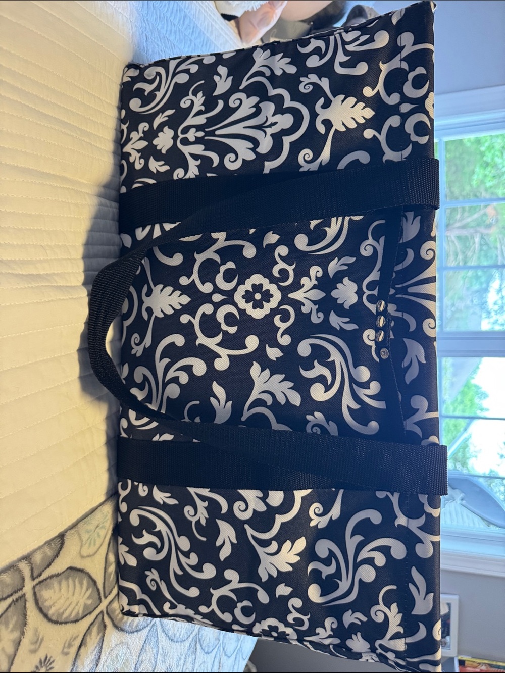 Thirty-one Black & White Floral Tote Bag